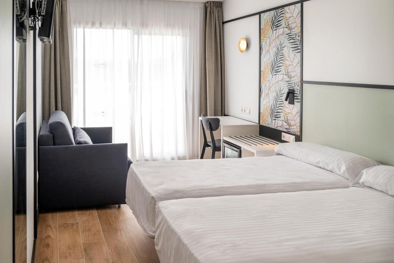 Medplaya Hotel Calypso Salou Oda fotoğraf